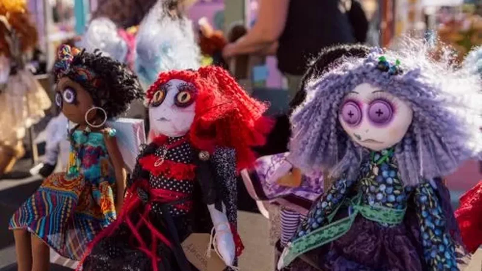 Le marché artisanal, artistique et littéraire de la rue Laval